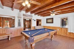 0100-Lodge House