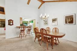 1218-Bear Golf Inn