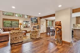 1888 - Luxury Lodge