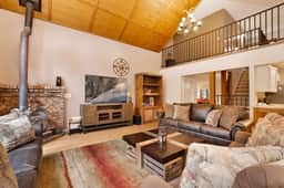 2201-Apres Ski Haus