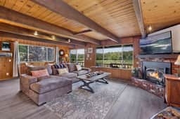 1976-Bear Cabin