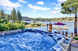 2098-Cove Lakefront Chalet
