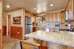 2152-Big Bear Den