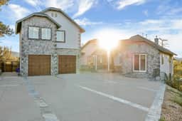 2178-Sunset Ridge Villa