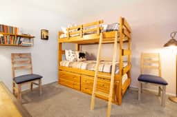 2205-Brownie's Den