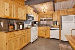 2278-Smith Chalet at Snow Summit
