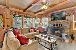 2386-Kozy Cabin