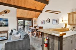 2569-Switzerland Summit Condo