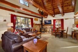 2582-Oakwood Cottage
