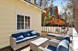 2656- Cottage at ToMolly's
