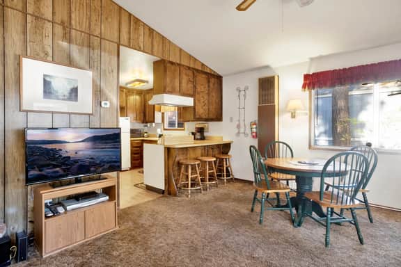 1529-Cedar Pines