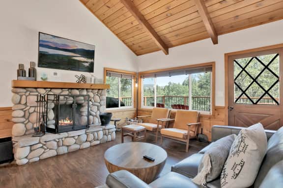 1977- Black Oak Cabin