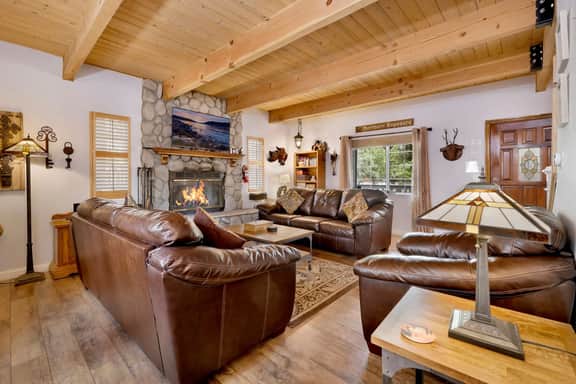 2028 - Whiskey Mountain Lodge