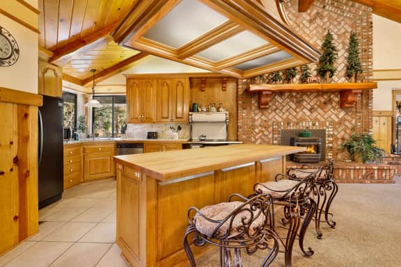 2030-Bearfoot Lodge