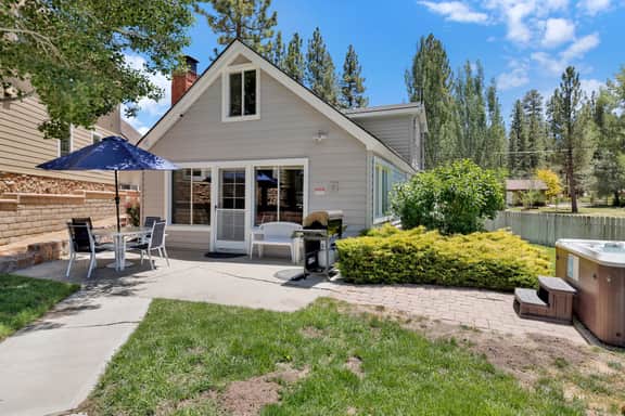 2120-Lakeview Getaway
