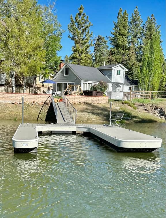 2120-Lakeview Getaway