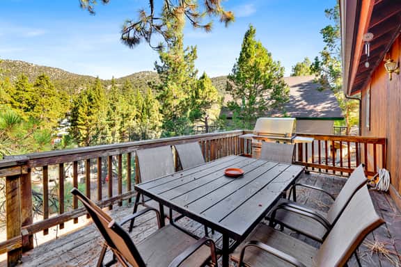 2128-Lookout Lodge