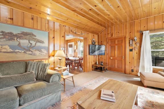 2096-Pinglewood Cabin