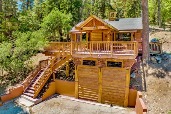 2105-Club View Pines