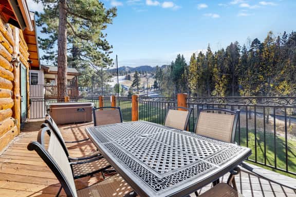 2202-Wolf Creek Castle