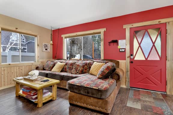 2267-Emma's Cottage