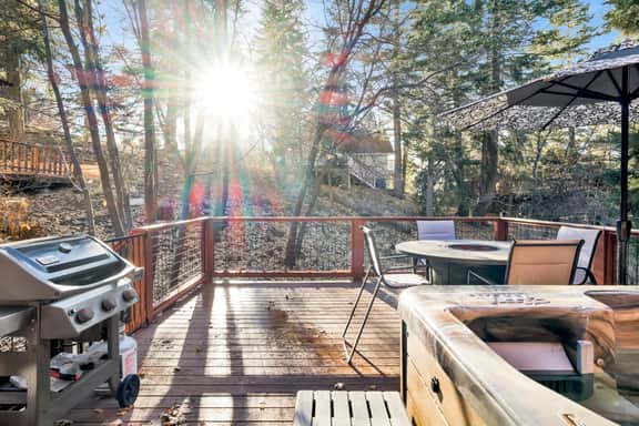 2335-Silvertip Pines