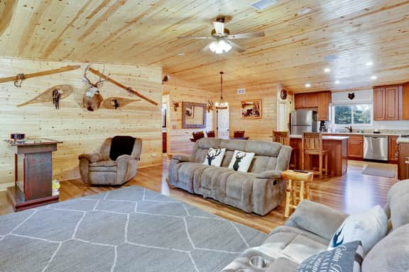 2353-Skyline Lodge