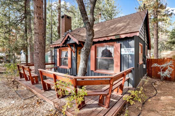 2395-Bear Paw Cottage