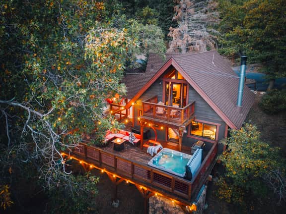 2552-The Refugio