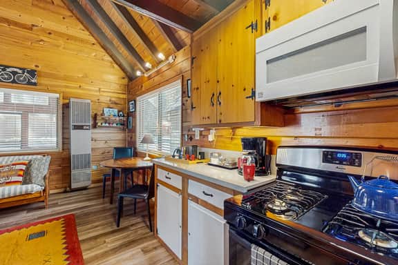 321-Bristlecone Cottage