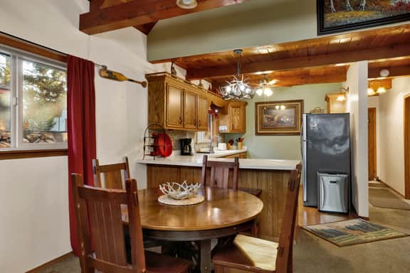 2582-Oakwood Cottage