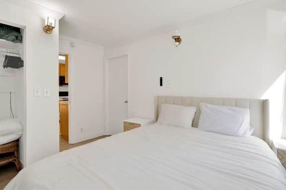 2590-Round Rock Lodge