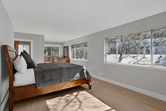 2596-Pine Woods Retreat