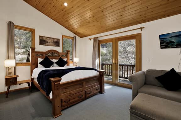 2597-The Village Timber Lodge