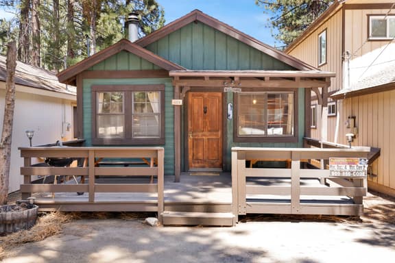 1091-Brown Bears Cabin