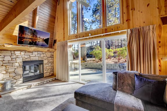 845-Switzerland Ski Chalet