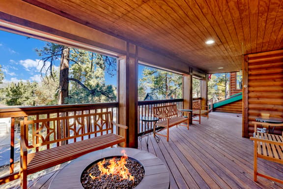 2507-Temple Bear Chalet