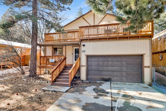2596-Pine Woods Retreat